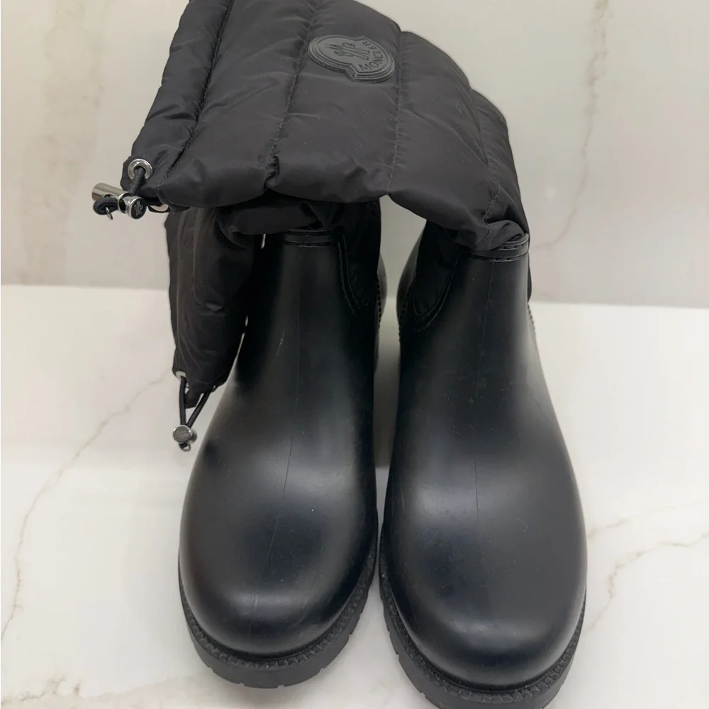 Moncler Black Quilted Winter Boots NWOT - Picture 3 of 3